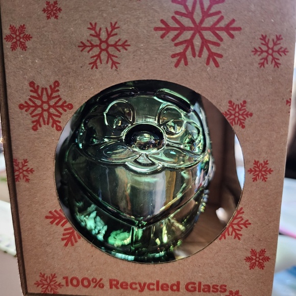 Authentic 100% Recycled Glass Green Santa Ornament And In Spain - Picture 1 of 4